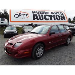 P2 --  2001 PONTIAC SUNFIRE SE , Red , 193058  KM's