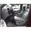 Image 7 : A12C --  2002 GMC ENVOY  , Red , 276350  KM's