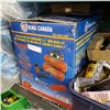 Image 1 : KING CANADA 3 GALLON AIR COMPRESSOR AND 2" BRAD NAILER KIT