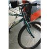 Image 2 : TEAL CCM BIKE