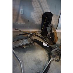 BIG RIGS TRUCK SIDE MIRROR AND BOX OF SEMI-TRAILER AIR CONDITIONING HOSES AND FAN AND SEMI TRAILER B