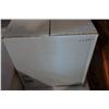 Image 5 : 5 BOXES OF SHEET DRAPES