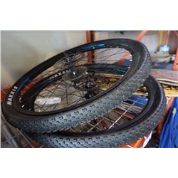 PAIR OF XC27 RIMS W/ DISC BRAKES