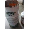 Image 2 : TEXACO METAL BIN AND GAS CAN