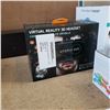 Image 2 : 2 VR HEADSETS AND MASSAGERS