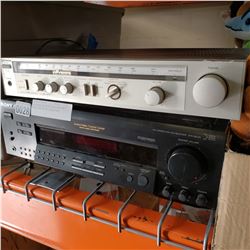 HITCHAHI SR-2000 RECEIVER AND SONY STR-DE 315 RECEIVER