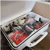 Image 2 : BIN OF SEWING MACHINE TOE FEET