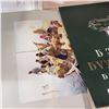 Image 3 : LOT OF RUSSIAN PAPER BILLS AND HARDCOVER BOOK OF UNFRAMED PRINTS