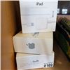 Image 2 : IPAD POWER ADAPTER AND 2 APPLE MOUSE
