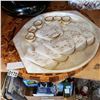 Image 2 : DECORATIVE WOOD CUTTING BOARD, SHELL DISHES AND BLACK WOODEN JAPANESE LAQUER DISHES