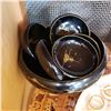 Image 3 : DECORATIVE WOOD CUTTING BOARD, SHELL DISHES AND BLACK WOODEN JAPANESE LAQUER DISHES