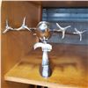 Image 1 : METAL PLANE DECOR