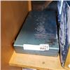 Image 1 : BLUE METAL TIN OF SLIDES