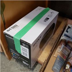 SONY CFD-570 PERSONAL CD, CASSETTE FM/AM BOOMBOX IN BOX