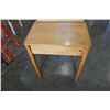 Image 1 : MAPLE LIFT TOP STUDENTS DESK