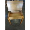 Image 2 : MAPLE LIFT TOP STUDENTS DESK