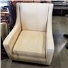 Image 2 : ACCENT CHAIR