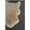 Image 2 : SHEEPSKIN RUG