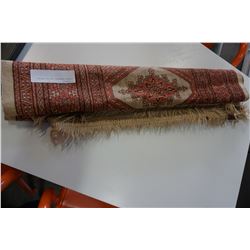 VINTAGE HANDMADE PRAYER CARPET
