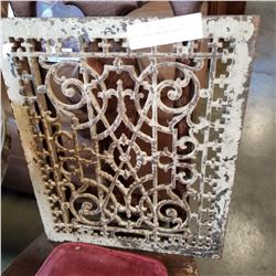 ANTIQUE CAST IRON GRATE AND 2 METAL BLACK HANGING BASKETS