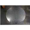 Image 3 : ROUND METAL BAR TABLE
