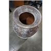 Image 2 : 31" TALL POTTERY VASE
