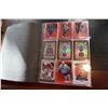 Image 1 : BINDER OF HOCKEY STAR AND EXCLUSIVE INSERT CARDS
