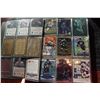 Image 2 : BINDER OF HOCKEY STAR AND EXCLUSIVE INSERT CARDS