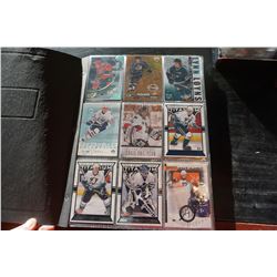 BINDER OF HOCKEY STAR INSERT PLAYER CARDS, BOOK VALUE $800