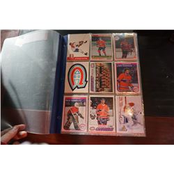 BINDER OF NHL MONTREAL CANADIENS VINTAGE HOCKEY CARDS