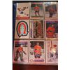 Image 2 : BINDER OF NHL MONTREAL CANADIENS VINTAGE HOCKEY CARDS