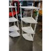 Image 2 : 2 WHITE CORNER SHELFS