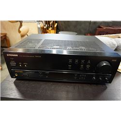 PIONEER VSX-305 STEREO RECEIVER