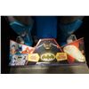 Image 4 : 4FT TALL LIGHT AND SOUND BATMAN FIGURE