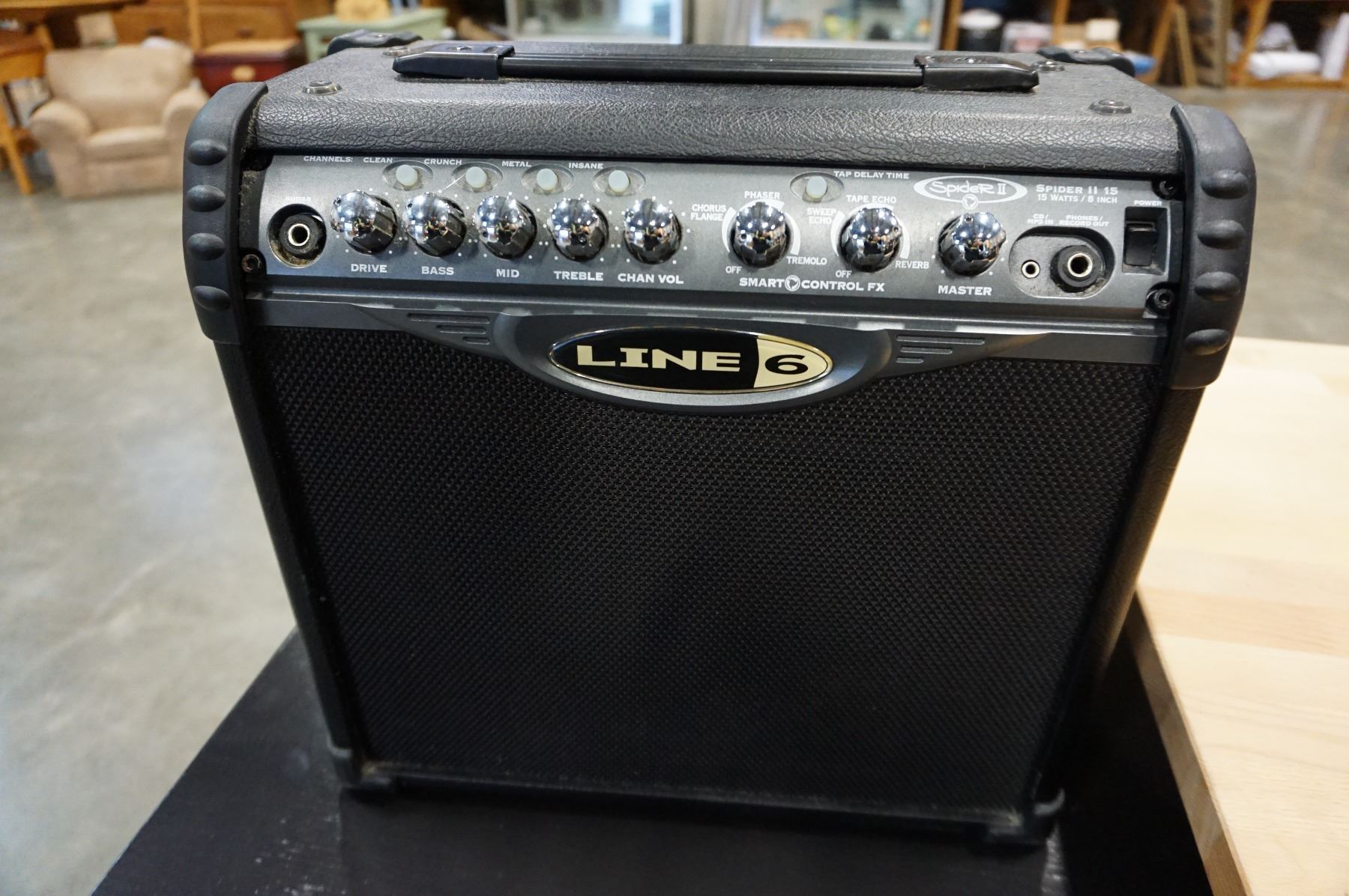 LINE 6 SPIDER II 15 WATT 8" GUITAR AMP - Big Valley Auction