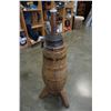 Image 1 : ANTIQUE WAGON WHEEL FLOOR LAMP