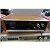 Image 2 : LOT OF 3 VINTAGE STEREO EQUIPMENT PIONEER, SOUNDSIGN AND CROWN