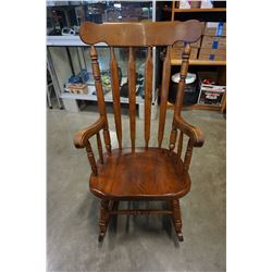 MAPLE ROCKER