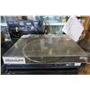 Image 1 : YAMAHA MODEL PO-9 TURNTABLE