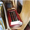 Image 1 : 6 PEN SETS IN CASES