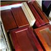 Image 3 : BOX OF DISPLAY CASES
