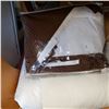 Image 3 : QUEEN SIZE MATTRESS PAD, TWIN MATTRESS COVER, AND KING SHEET SET