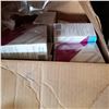 Image 2 : BOX OF GRAPE AND BLUEBERRY EVAPES