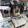 Image 2 : 4 VINTAGE BROWNIE CAMERAS