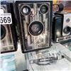 Image 3 : 4 VINTAGE BROWNIE CAMERAS