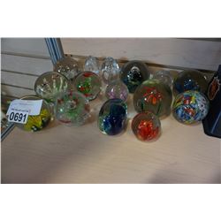 TRAY OF GLASS PAPERWEIGHTS