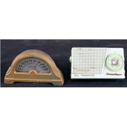 1 lot of 2 items.50s transister radio and thermometer
