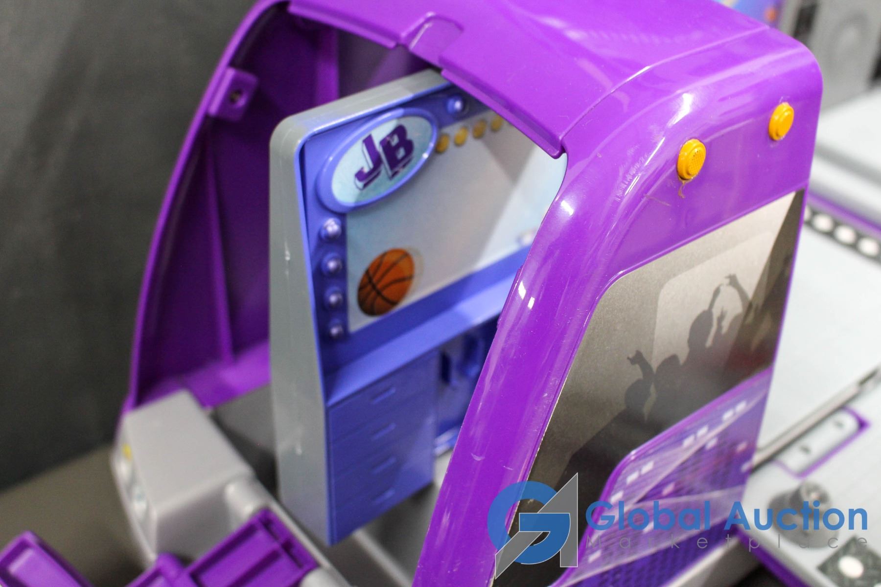 Justin Bieber 2011 Tour Bus Playset