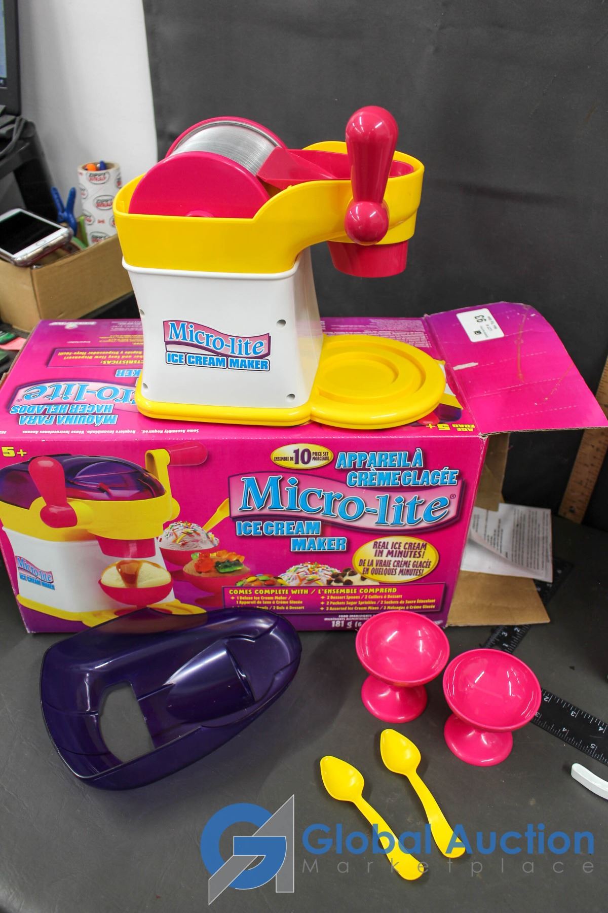 Micro Lite Ice Cream Maker & Easy Bake Oven Snack Center