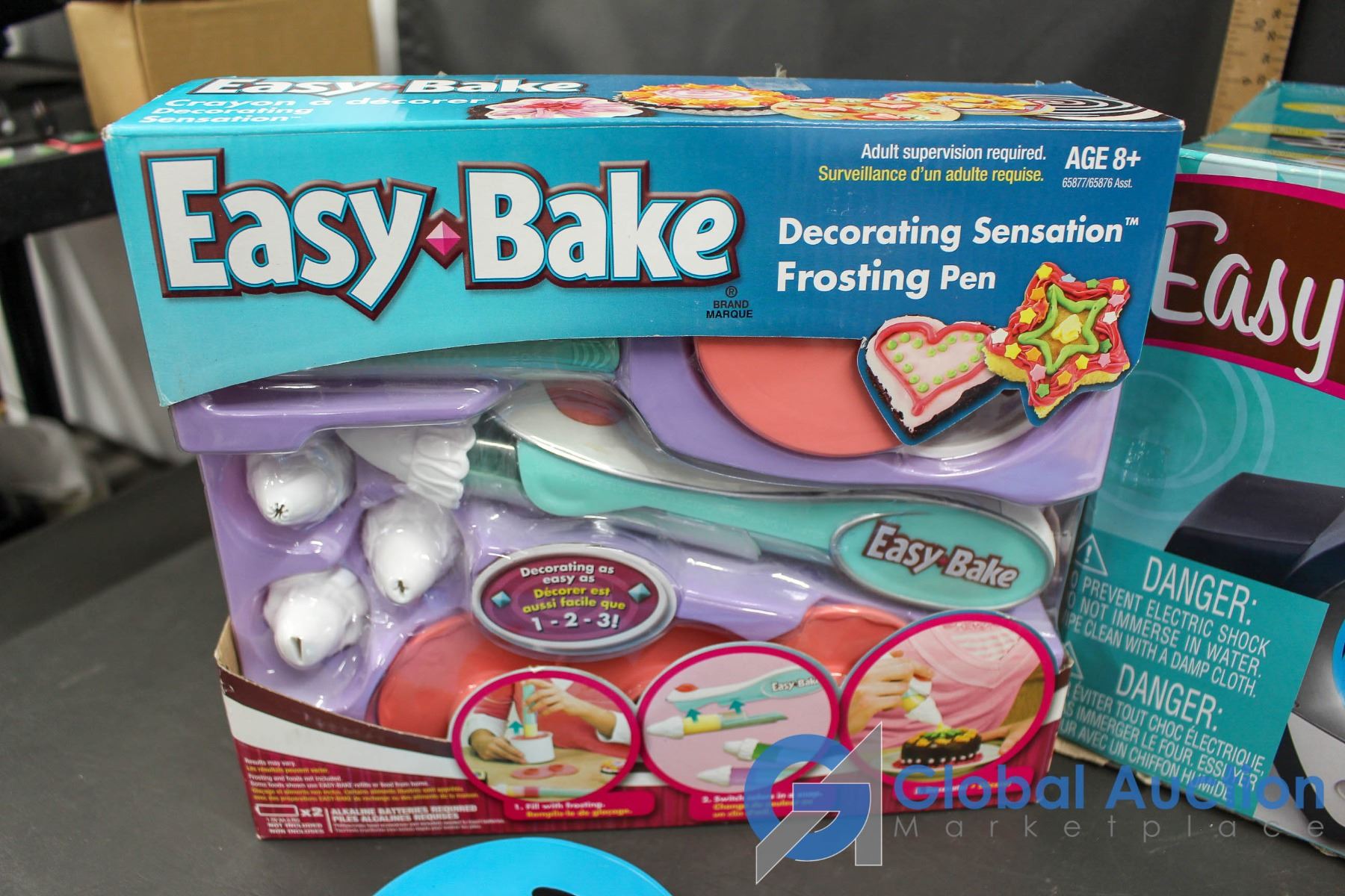 Easy Bake Oven & Easy Bake Decorating Frosting Pen